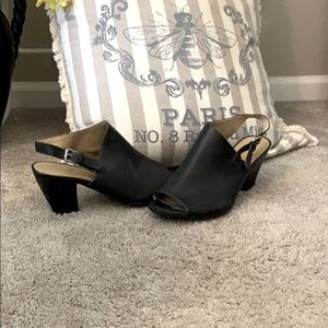 Black naturalizer heels